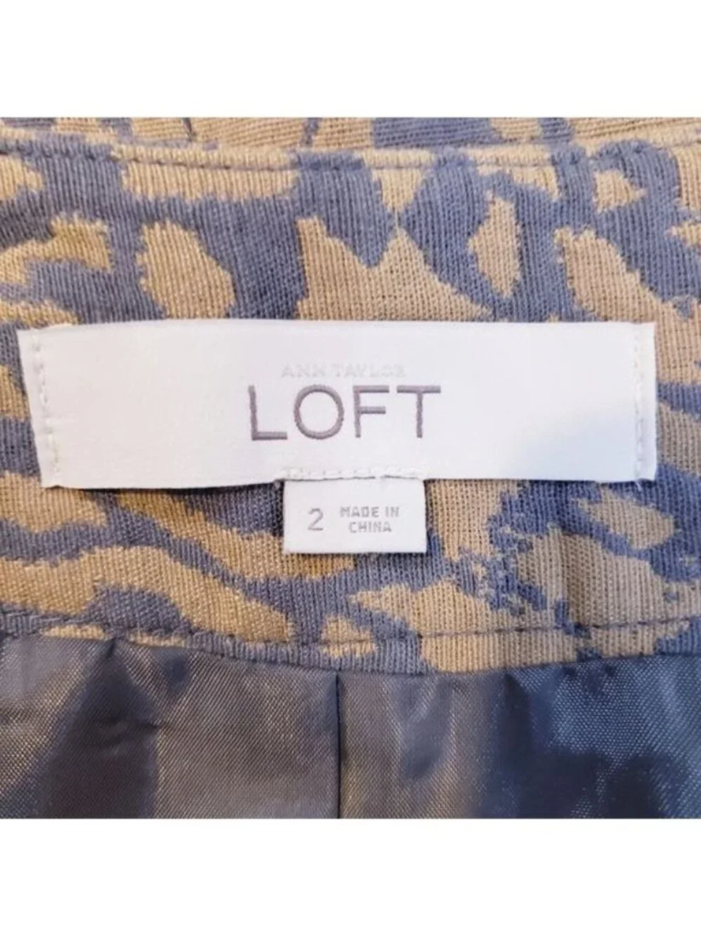 Loft Ann Taylor Tan & Gray Animal Print Career Mini Skirt Women's Size 2